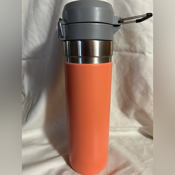 Stanley 24 oz - Picture 3 of 5